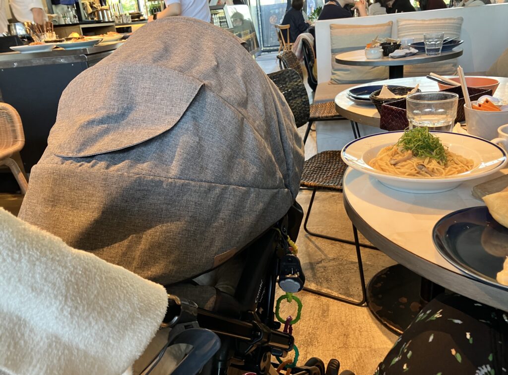 BESIDE SEASIDEの店内の様子